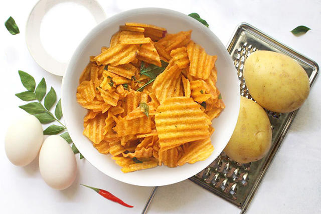 SALTED EGG CHIPS